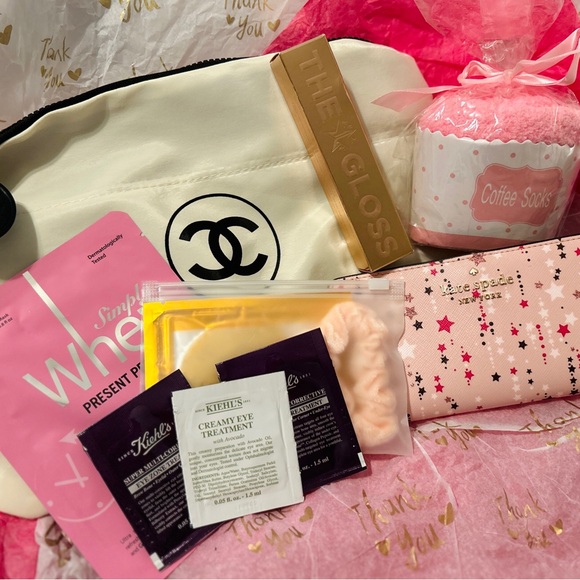 Mystery Box! Value Is At Least 50% More Than Your Cost. - Picture 2 of 3